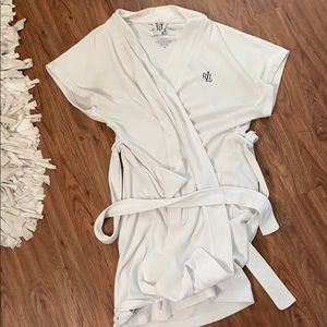 Ralph Lauren, Short sleeved white robe